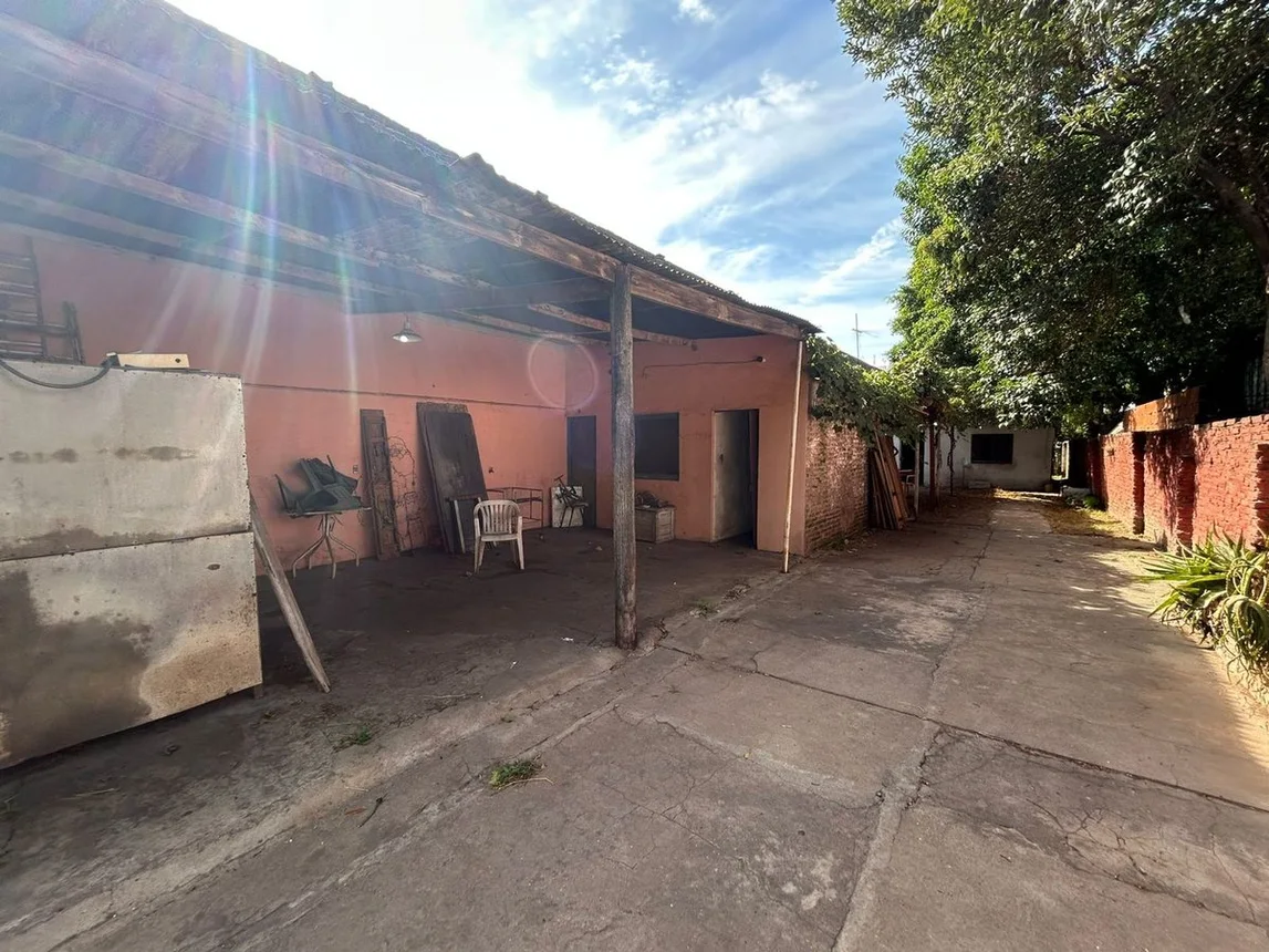 Casa en venta en Villa Luzuriaga, foto 2