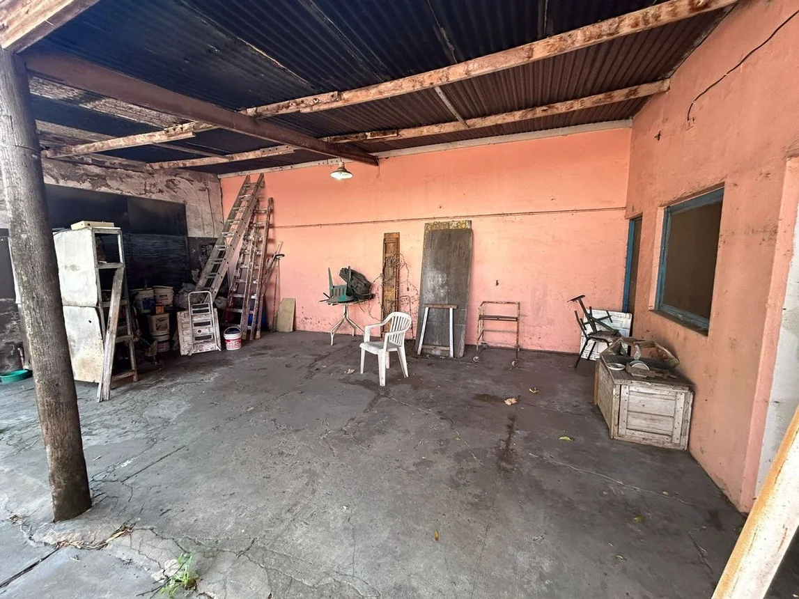 Casa en venta en Villa Luzuriaga, foto 3