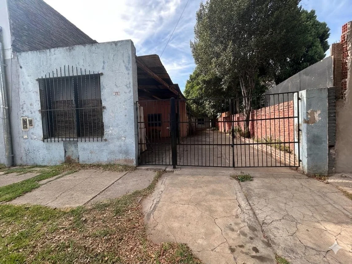 Casa en venta en Villa Luzuriaga