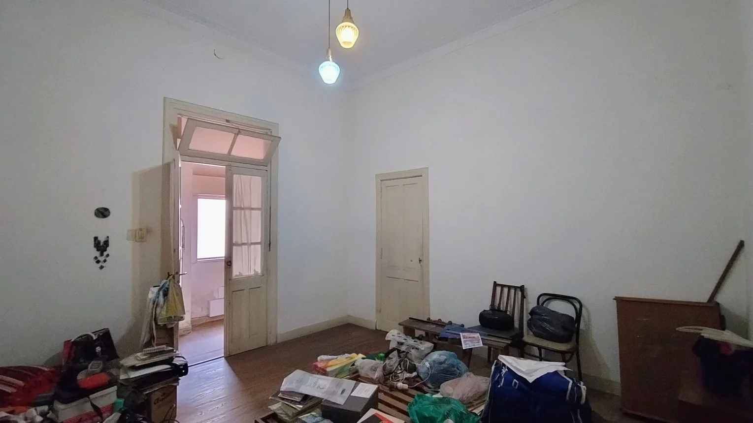 Casa de 4 ambientes en venta en Bernal Este, Lavalle 100, foto 3