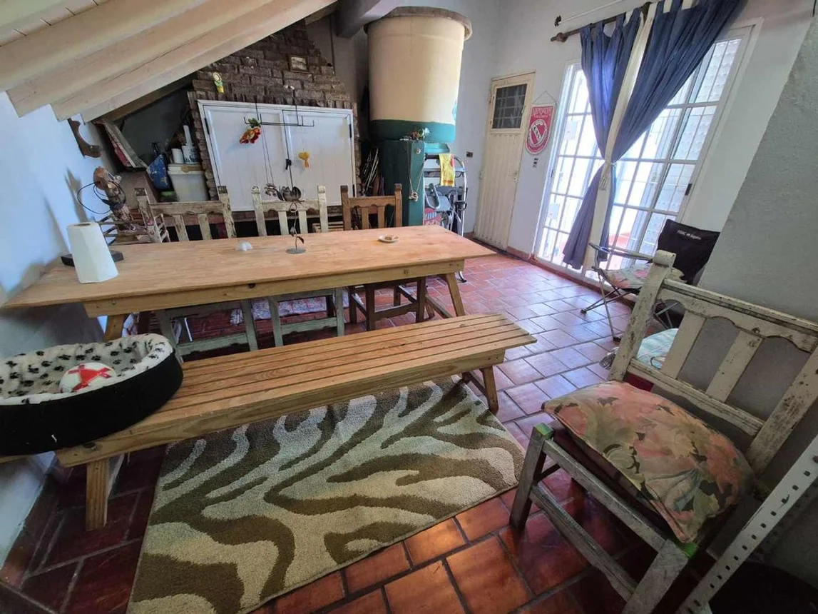 PH de 3 ambientes en venta en Sarandí, Villegas 2800