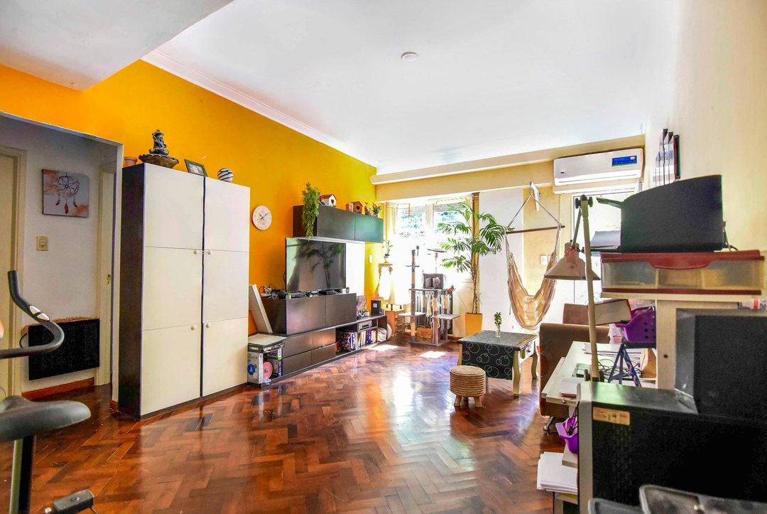 VENTA DEPARTAMENTO 3 AMBIENTES CON PATIO | FLORES
