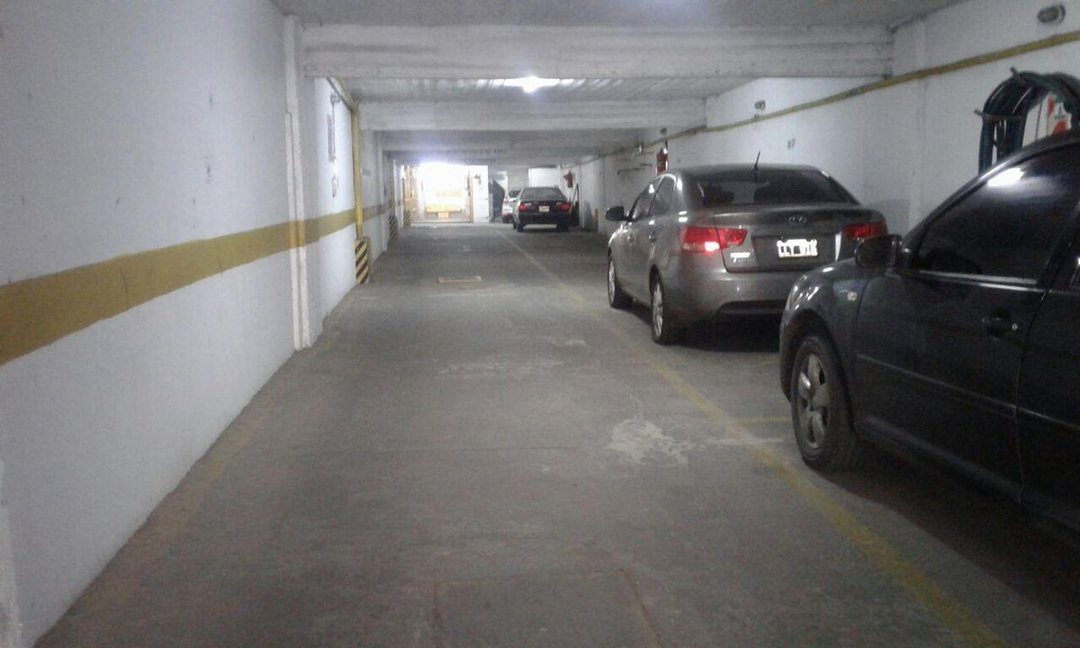 COCHERA EN VENTA AV. PELLEGRINI 700 - ROSARIO