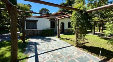 VENTA Casa estilo campo sobre 3 lotes | El Sosiego