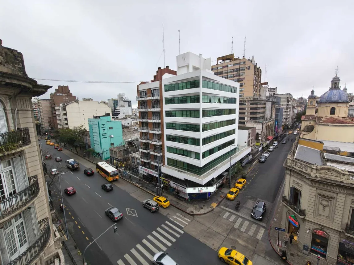 Departamento de 2 ambientes en alquiler en Córdoba, Avenida Emilio Olmos 0, foto 2
