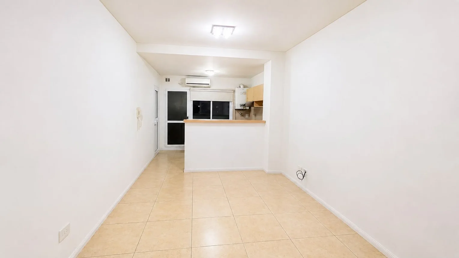 Departamento de 3 ambientes en alquiler en Quilmes, Avenida Hipólito Yrigoyen 1100, foto 3