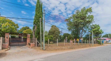 Venta Casa Terreno Esquina Las Toscas