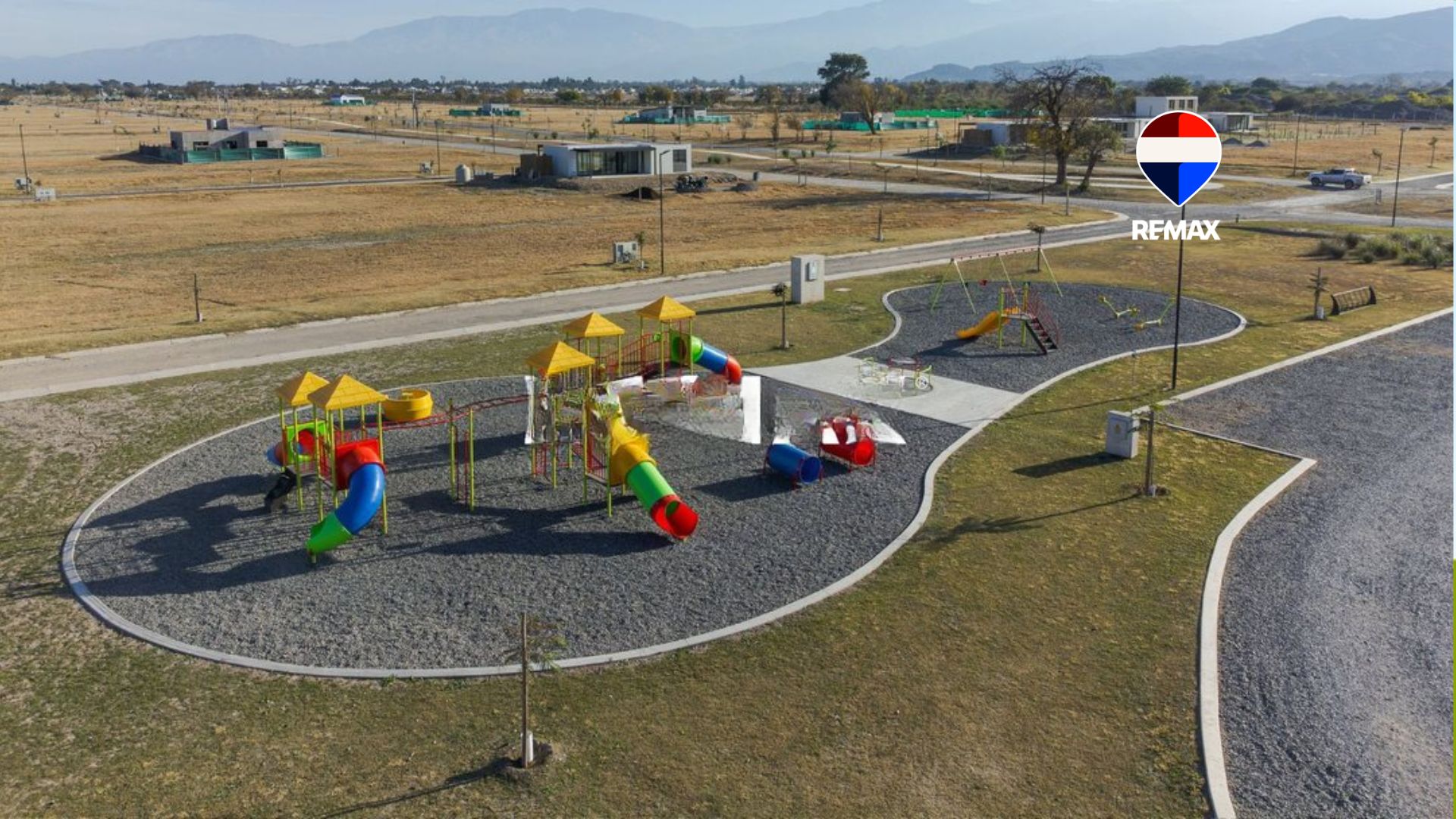 VENTA TERRENO LA VERBENA FRENTE AEROPUERTO - foto 1