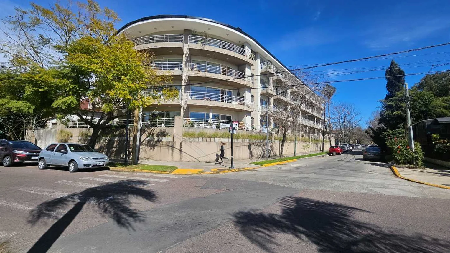 Departamento de 2 ambientes en venta en Tigre, Avenida Victorica 600