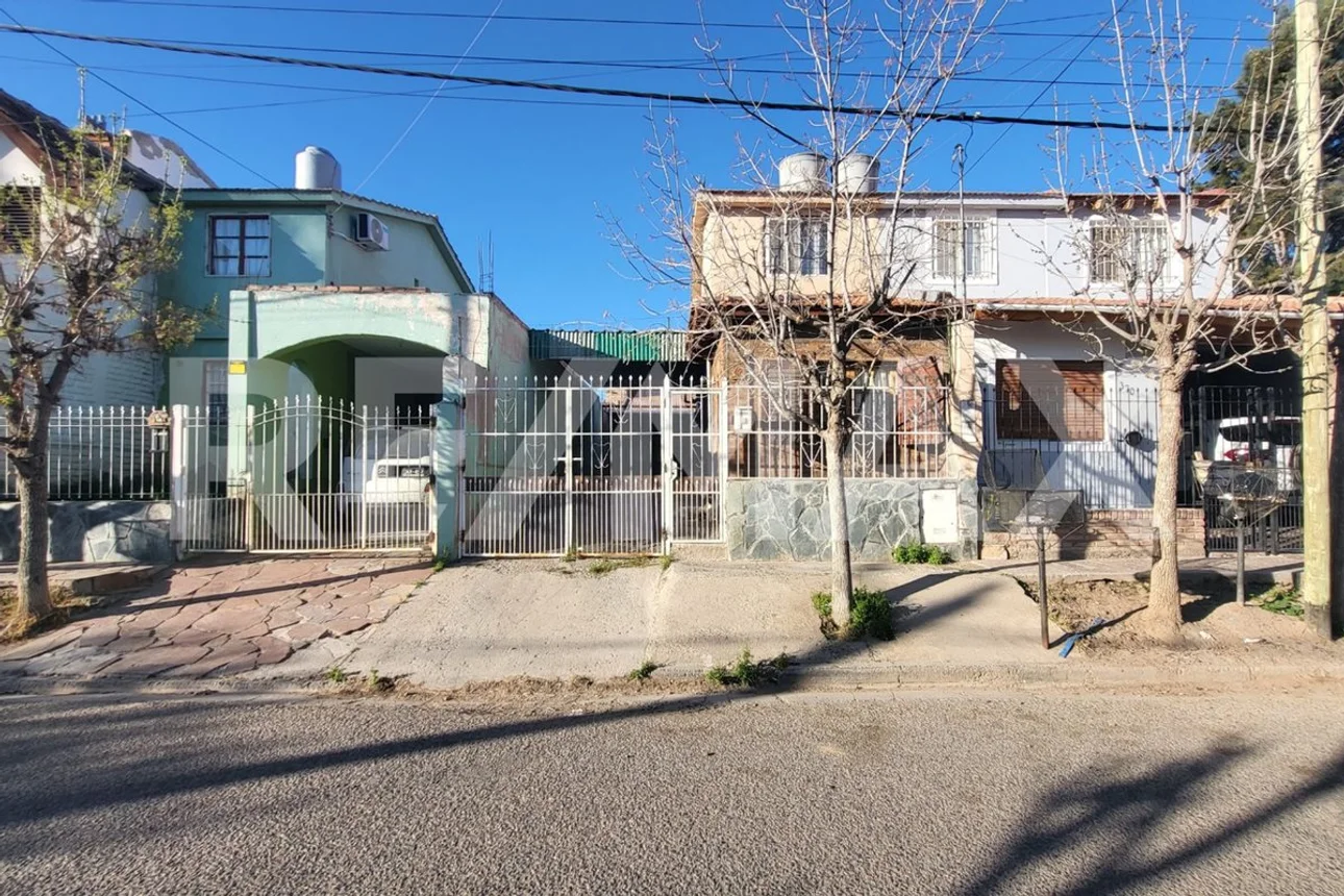 Casa dúplex en venta en Neuquén