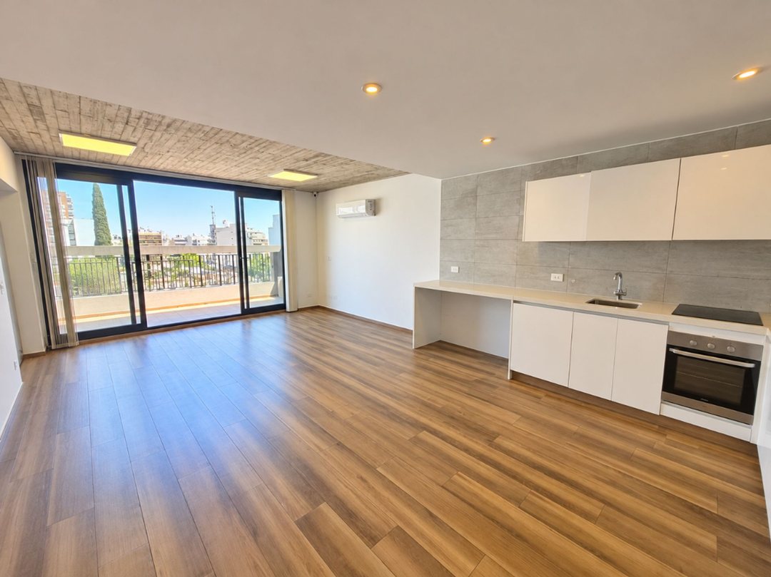 VENTA DEPARTAMENTO 2 AMBIENTES FLORES COCHERA BALC