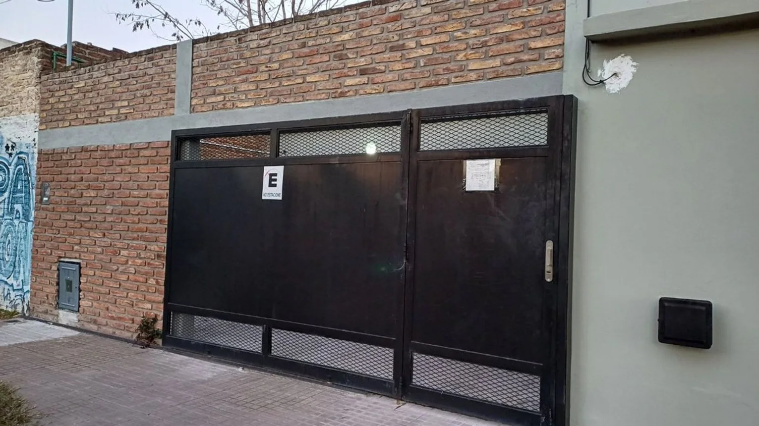 PH de 2 ambientes en venta en La Plata, 63 E/ 132 y 133 1800