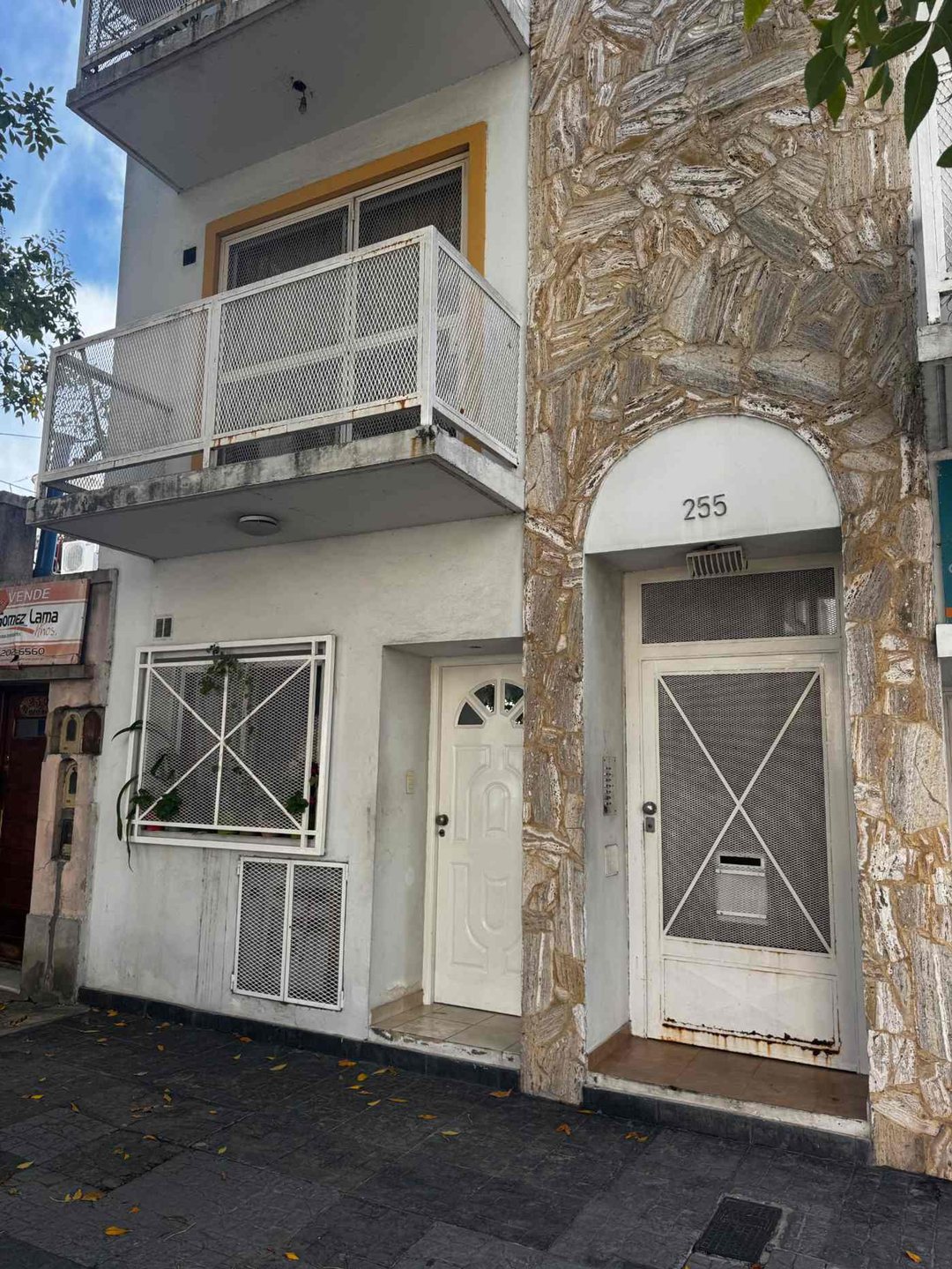 VENTA DEPTO. 2 AMB EN LANÚS CON BALCÓN TERRAZA