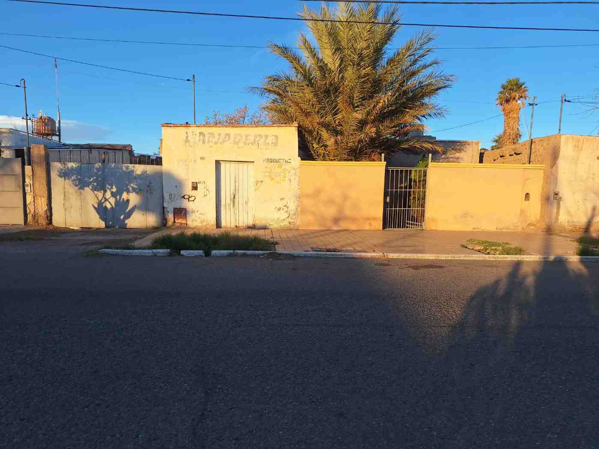 Local Comercial en Caseros Norte 1200