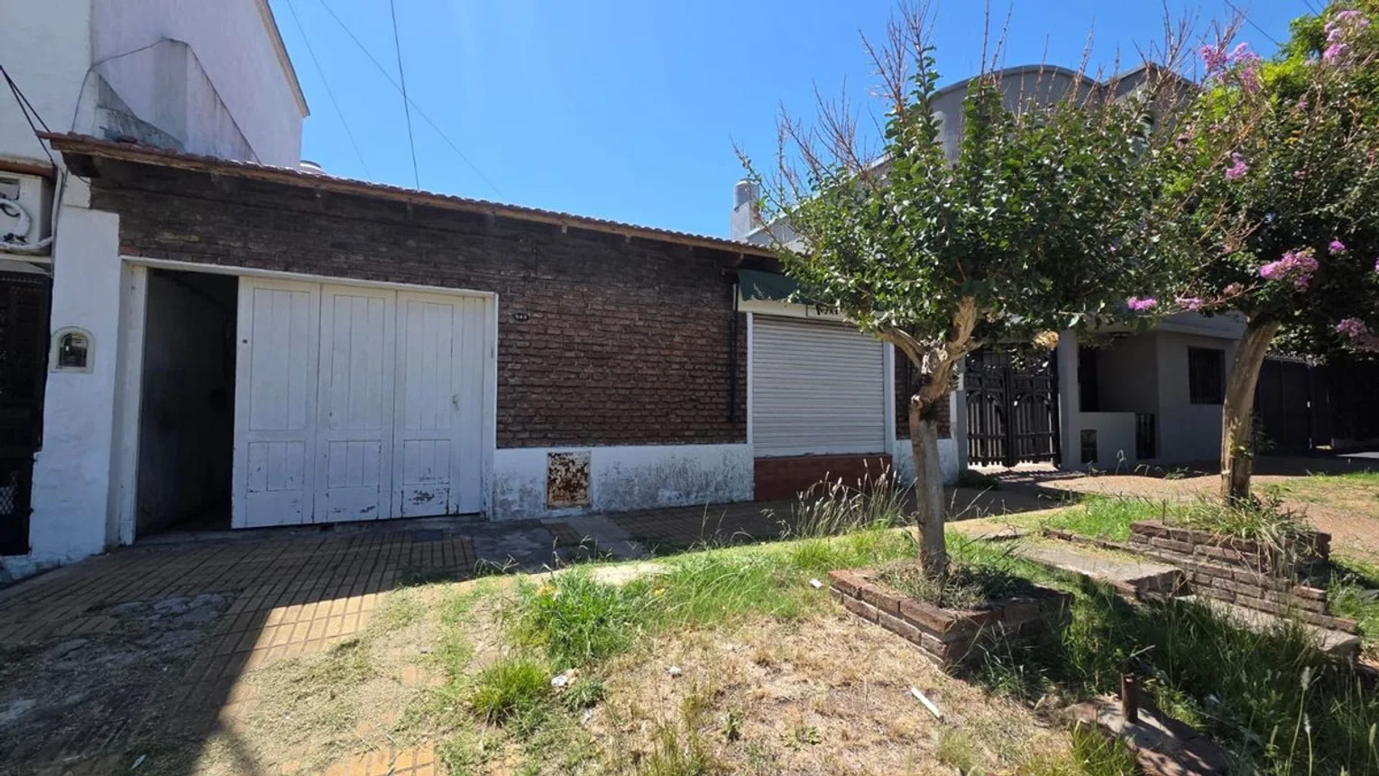 Casa de 3 ambientes en venta en Temperley, Vélez Sársfield 500, foto 2