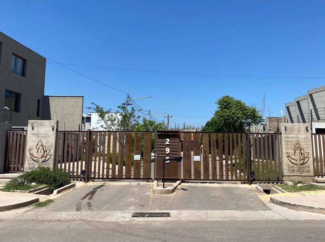 Dúplex en Venta en B° Los Agaves Carrodilla Lujan