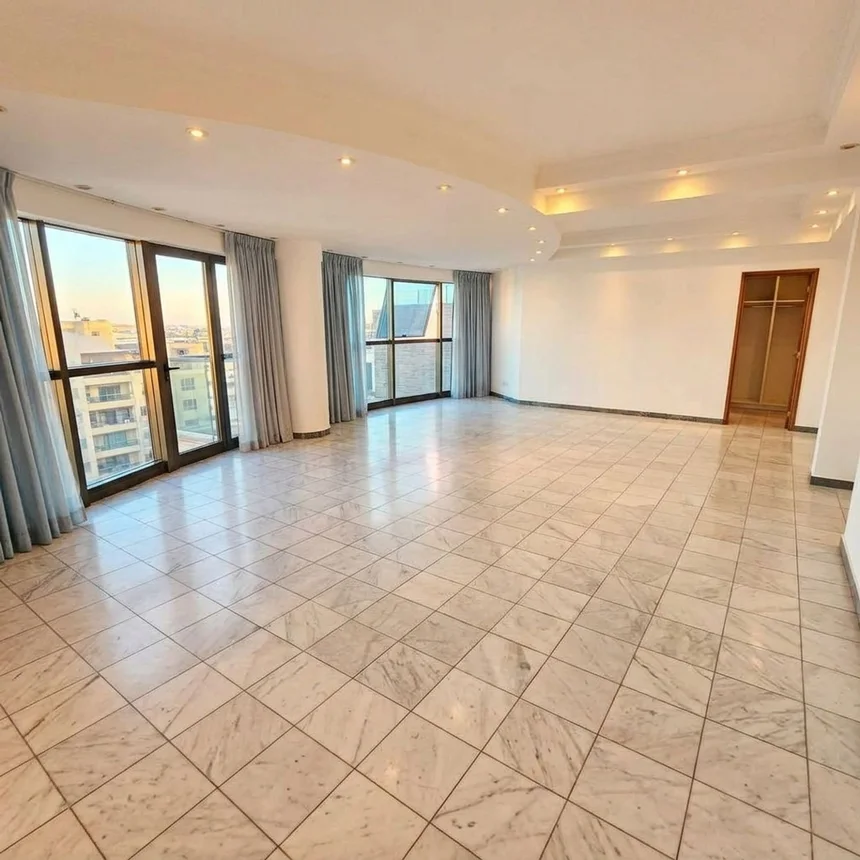 Piso de 5 ambientes en venta en La Plata, Avenida 51 Entre 11 y 12 800, foto 4