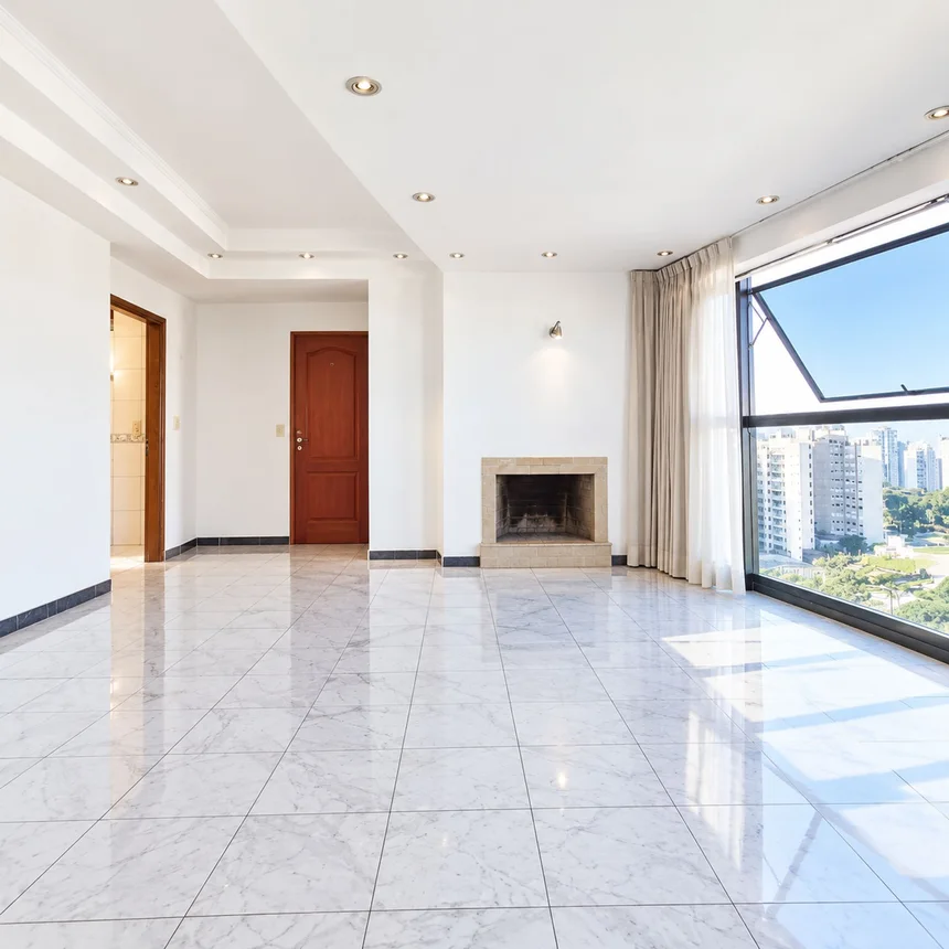 Piso de 5 ambientes en venta en La Plata, Avenida 51 Entre 11 y 12 800