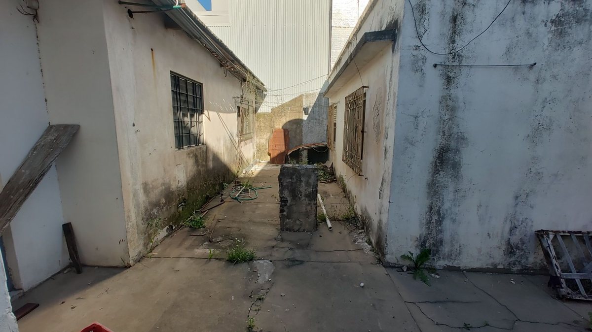 Foto 6 — VENTA CASA CON COCHERA QUINCHO EZPELETA A RECICLAR