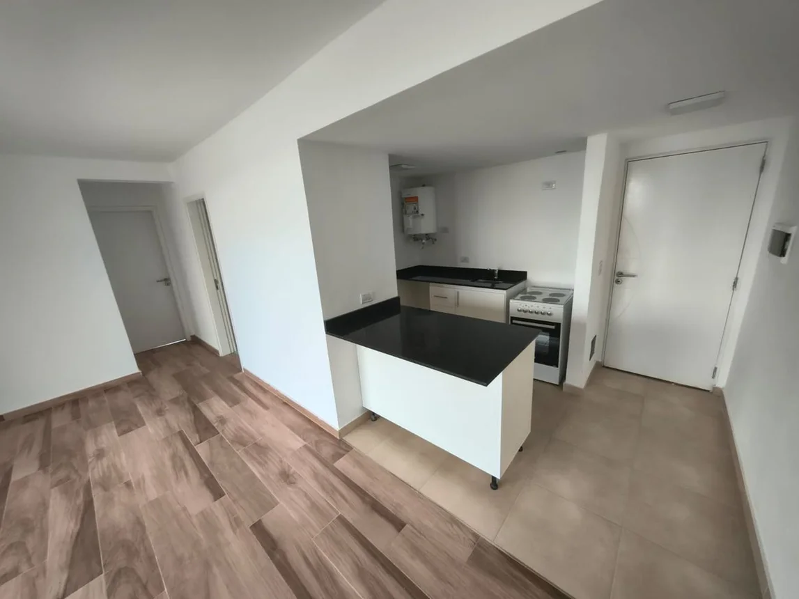Departamento de 3 ambientes en venta en Moreno, Avenida Miero 700, foto 5