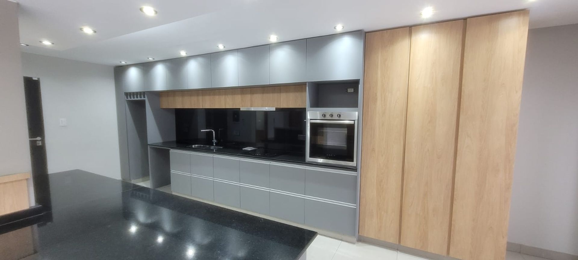 DEPARTAMENTO PISO COMPLETO EN VENTA O PERMUTA - foto 4