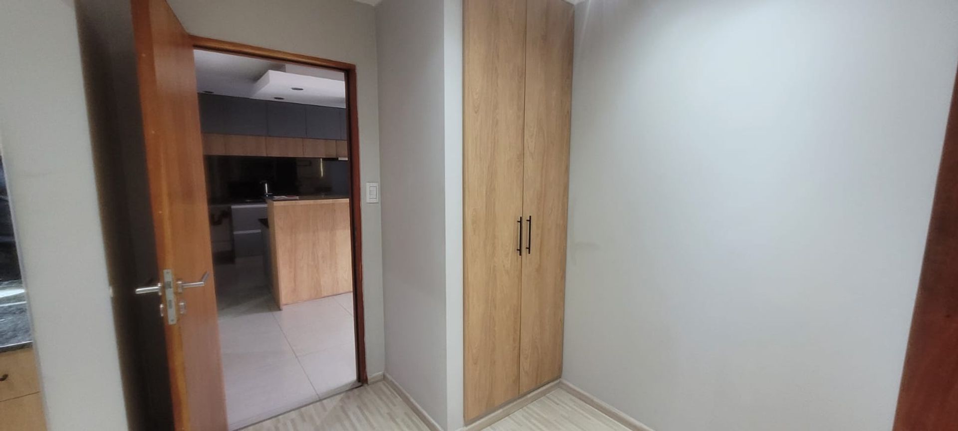 DEPARTAMENTO PISO COMPLETO EN VENTA O PERMUTA - foto 6