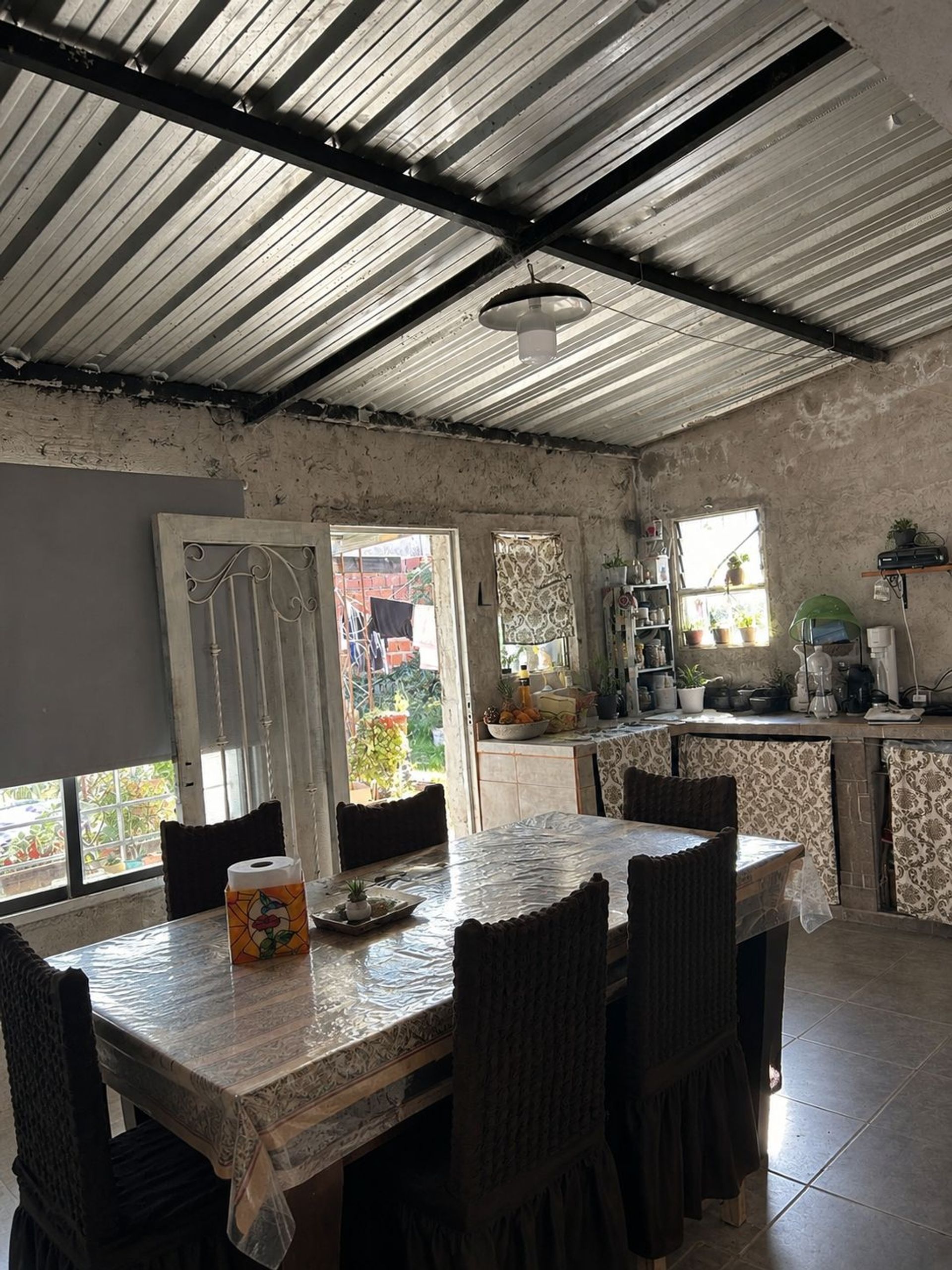 CASA VENTA BARRIO EL HUAICO ZONA NORTE 4 DORM - foto 3