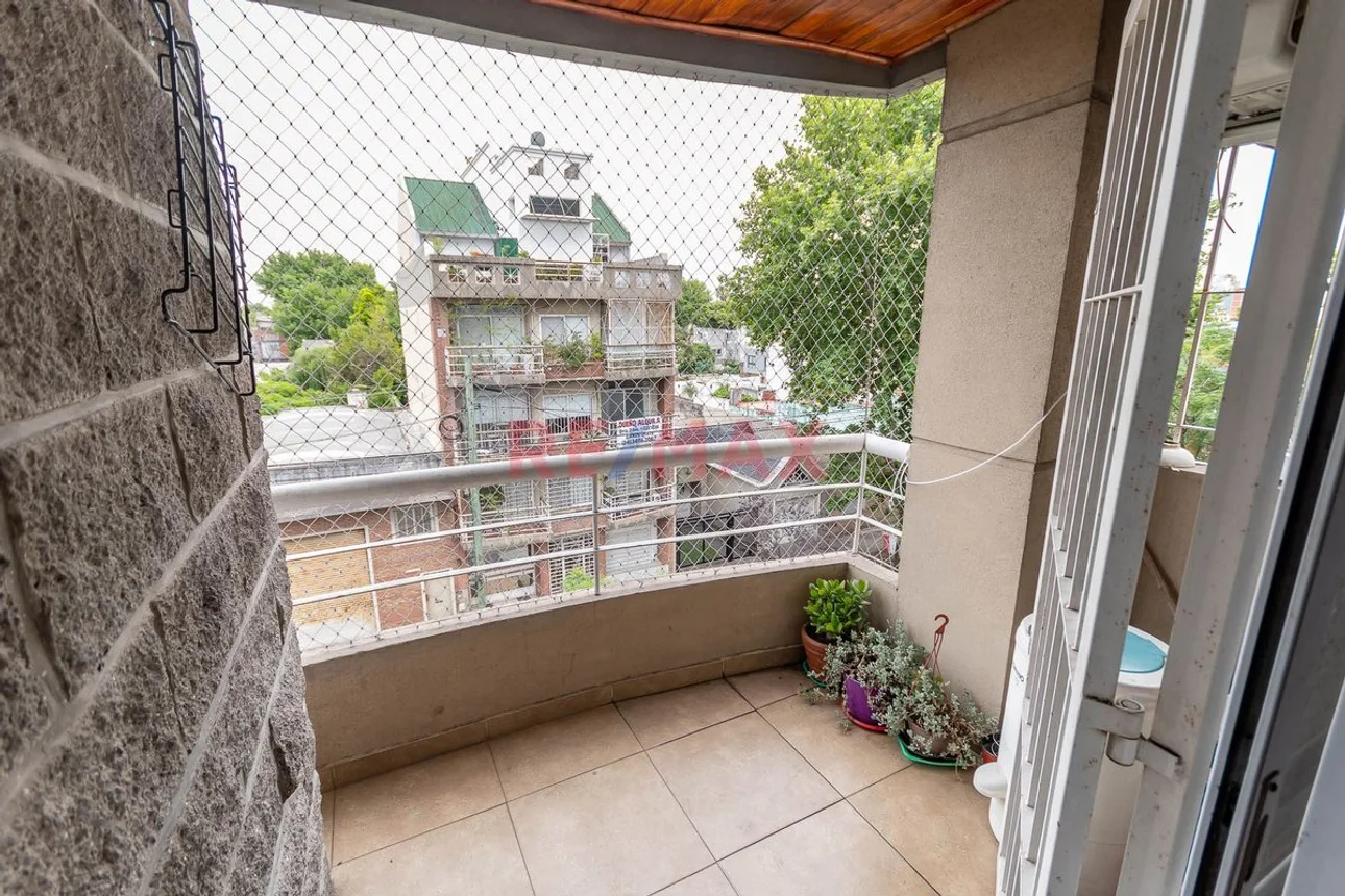 Semipiso de 3 ambientes en venta en Lanús Oeste, Doctor Arturo Melo 3700