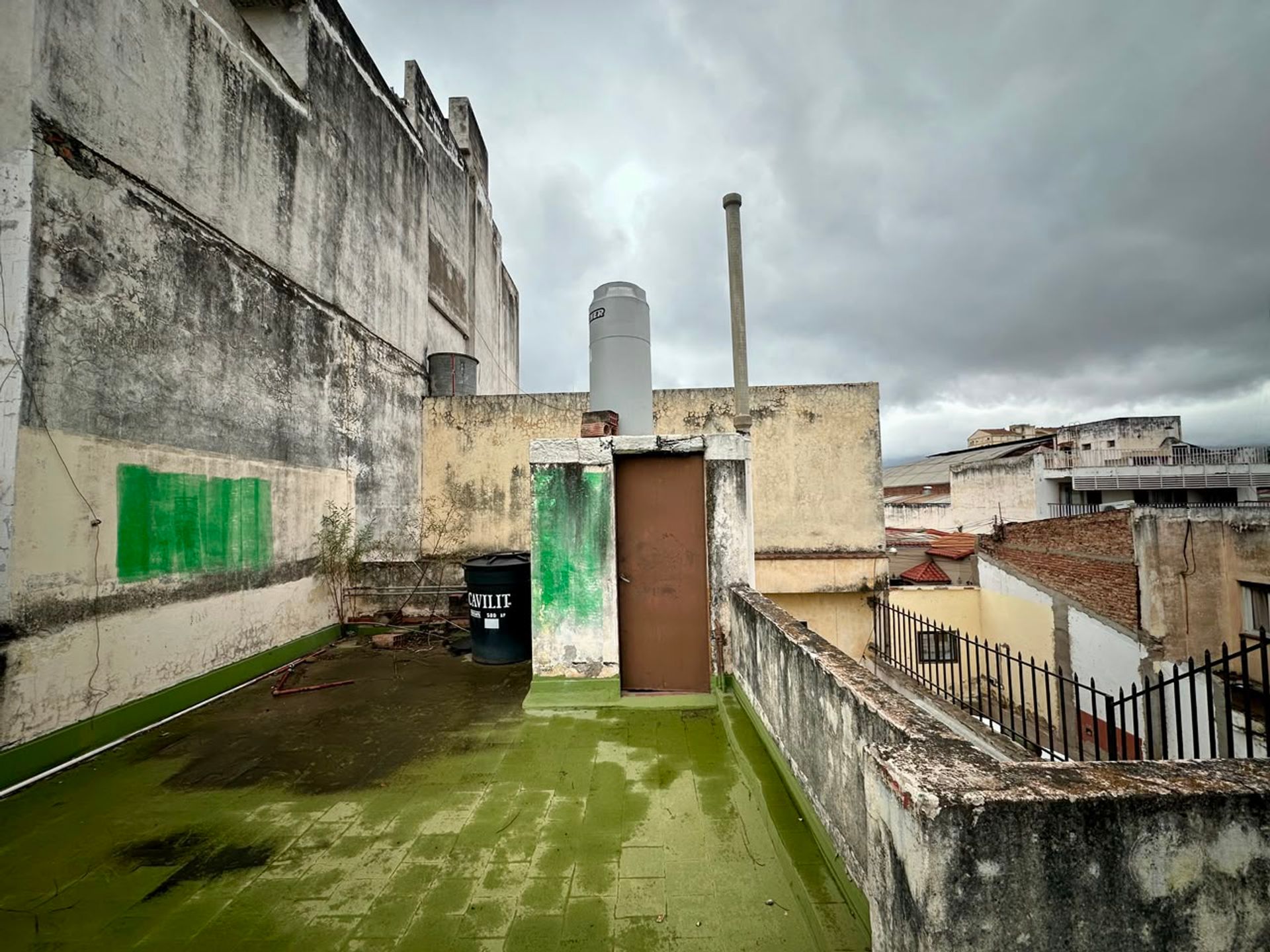 CASA A RECICLAR EN VENTA MACROCENTRO LERMA AL 100 - foto 8