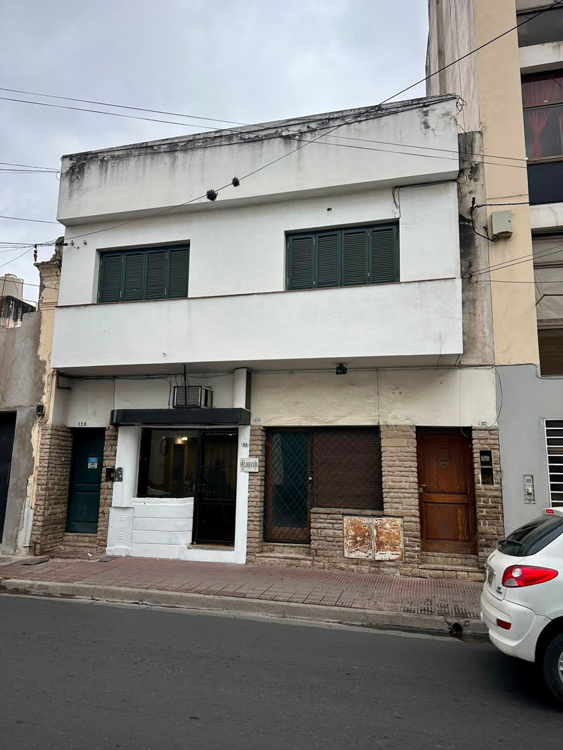 CASA A RECICLAR EN VENTA MACROCENTRO LERMA AL 100 - foto 2