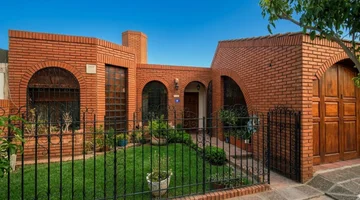 VENTA CASA 3 DORMITORIOS EN B° FOEVA RIVADAVIA