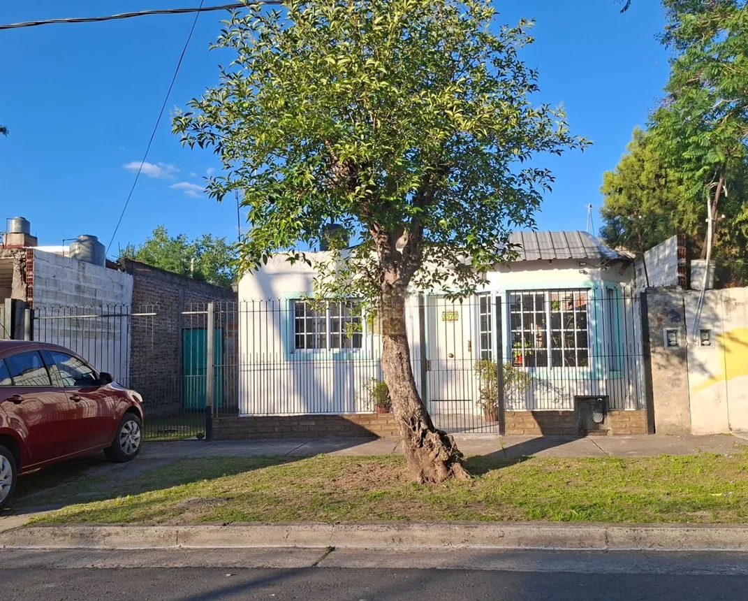 Casa de 3 ambientes en venta en Hurlingham, Potosí 3500, foto 2