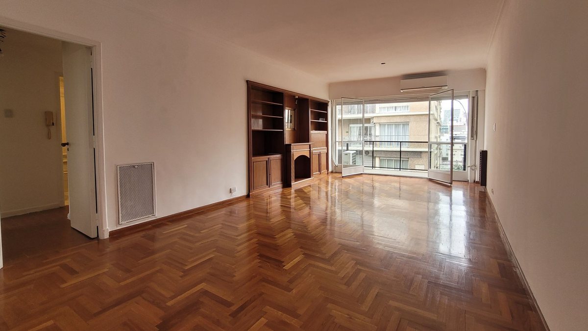 Foto 5 — ALQUILER 4 AMBIENTES RECOLETA CON BALCON