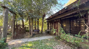 SE VENDE CASA 2 DORMITORIOS, BARBACOA GUAZUVIRA