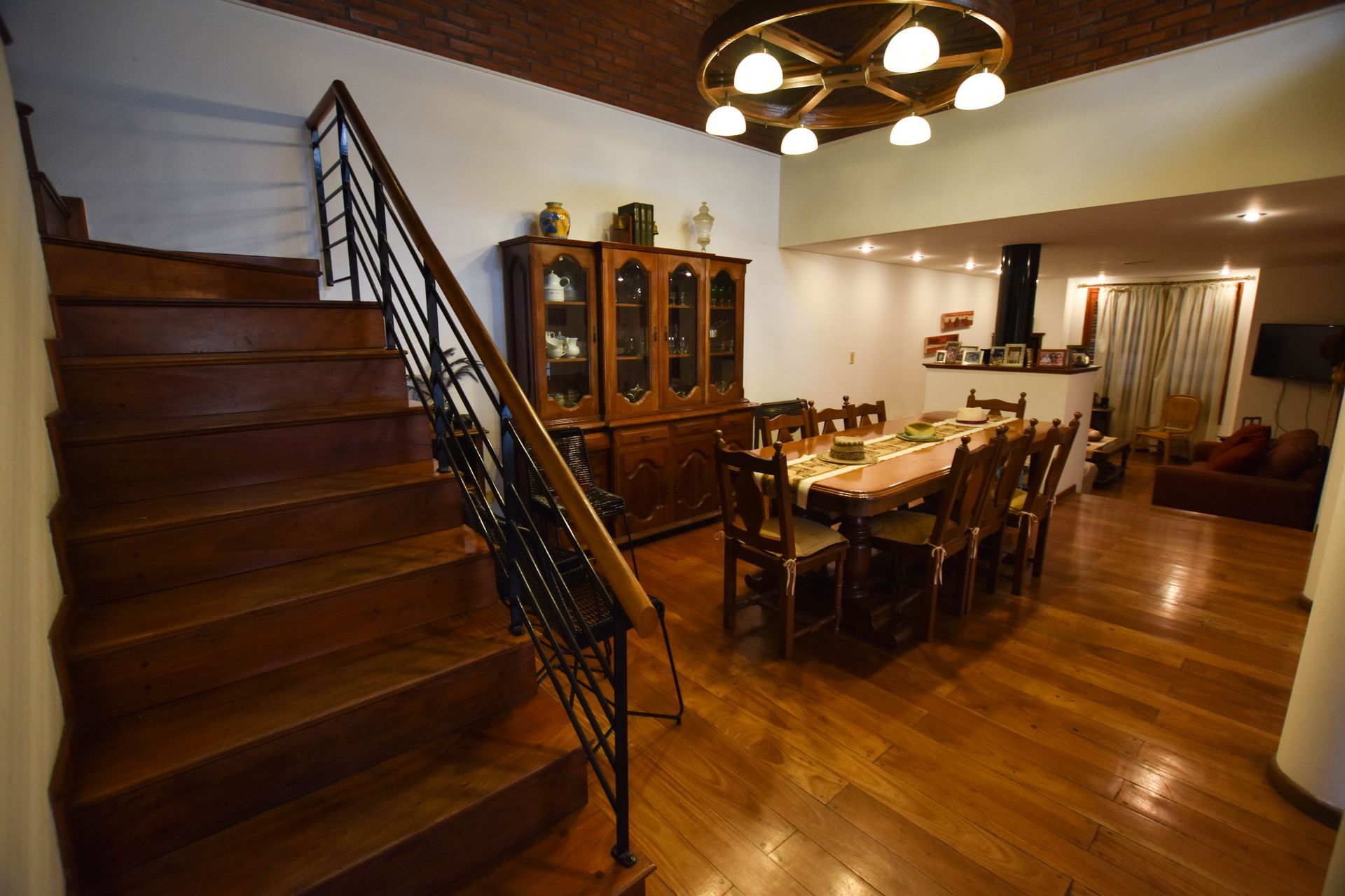 Foto 4 — VENTA DE CASA 4 DORMITORIOS CON PILETA