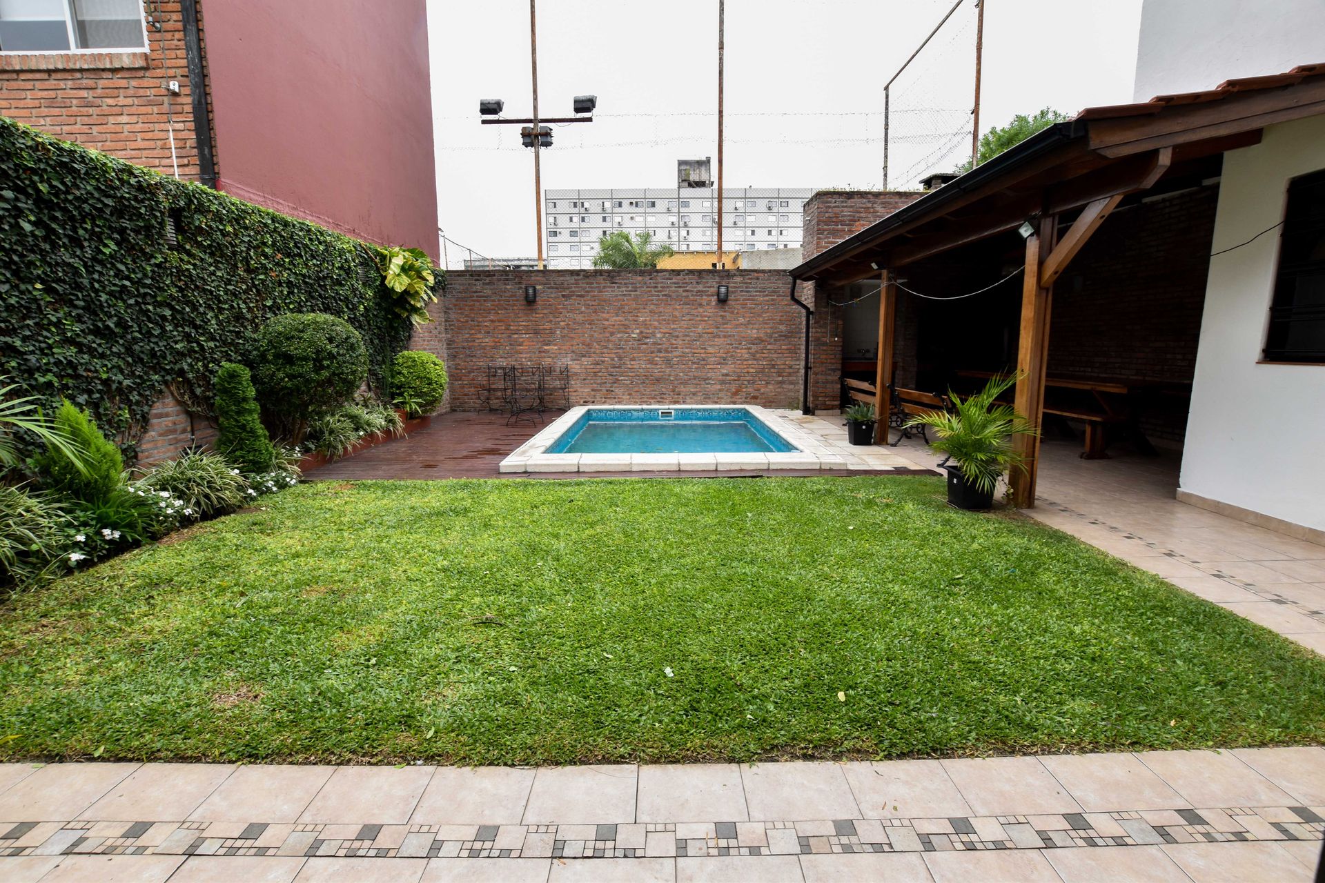 Foto 12 — VENTA DE CASA 4 DORMITORIOS CON PILETA