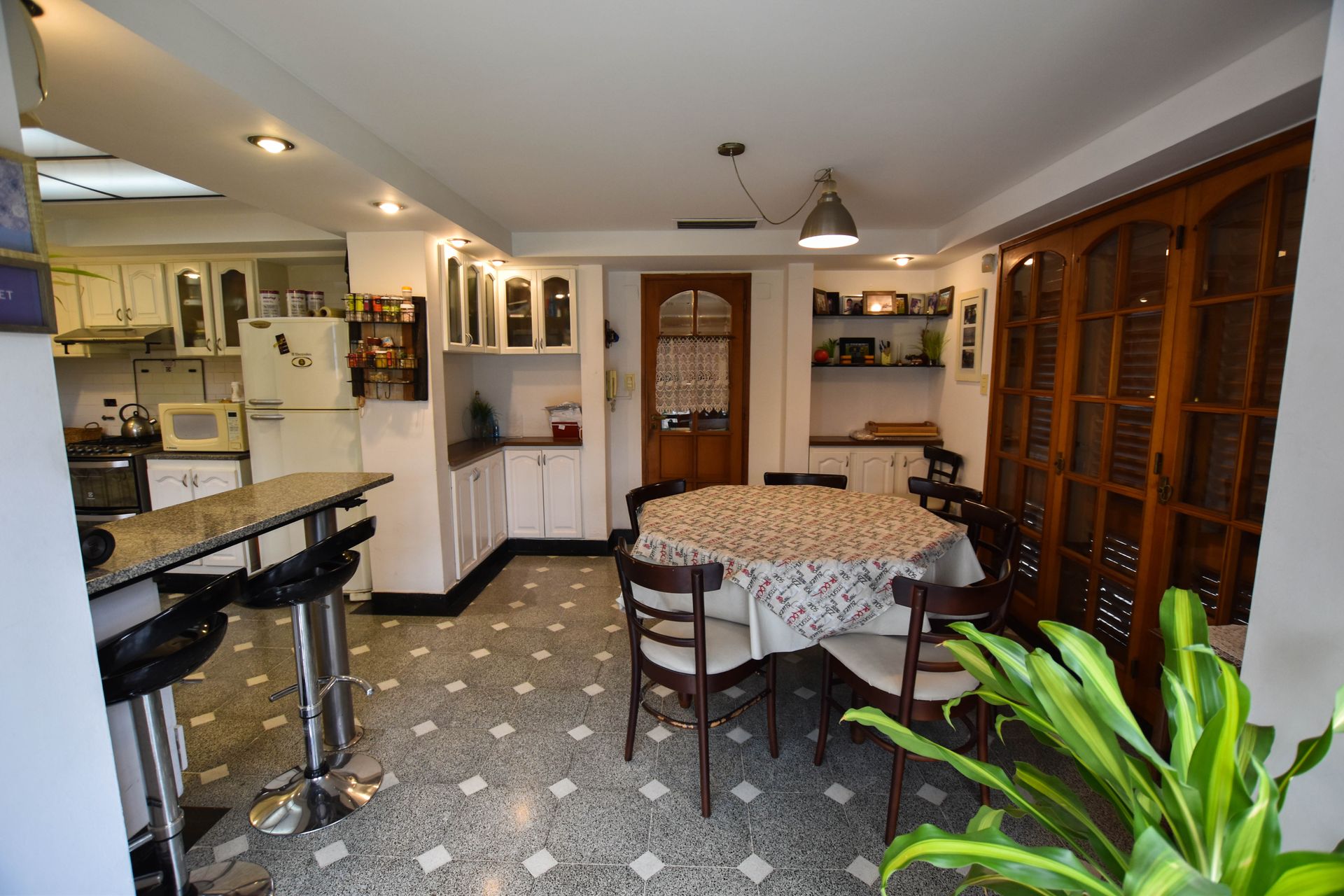 Foto 11 — VENTA DE CASA 4 DORMITORIOS CON PILETA