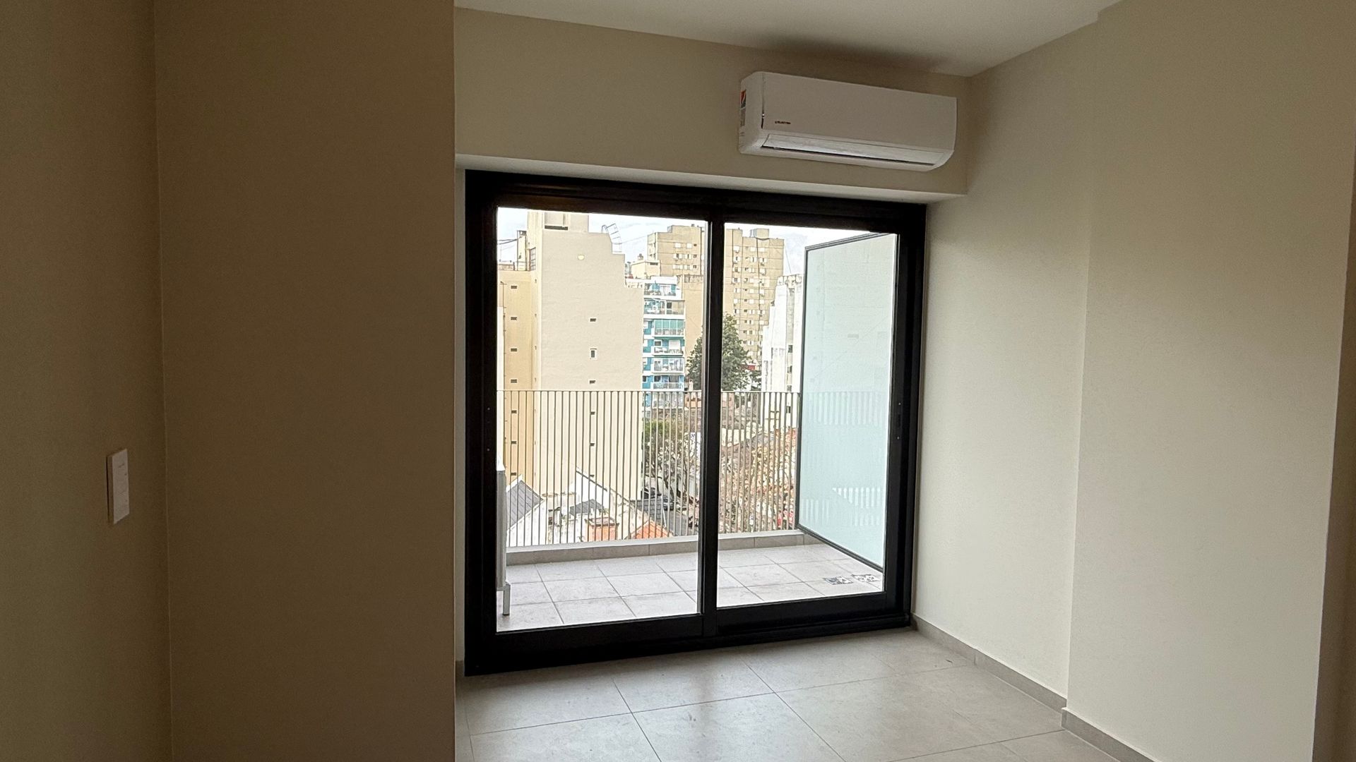 Foto 9 — DEPARTAMENTO VENTA ALMAGRO 1 AMBIENTE BALCON