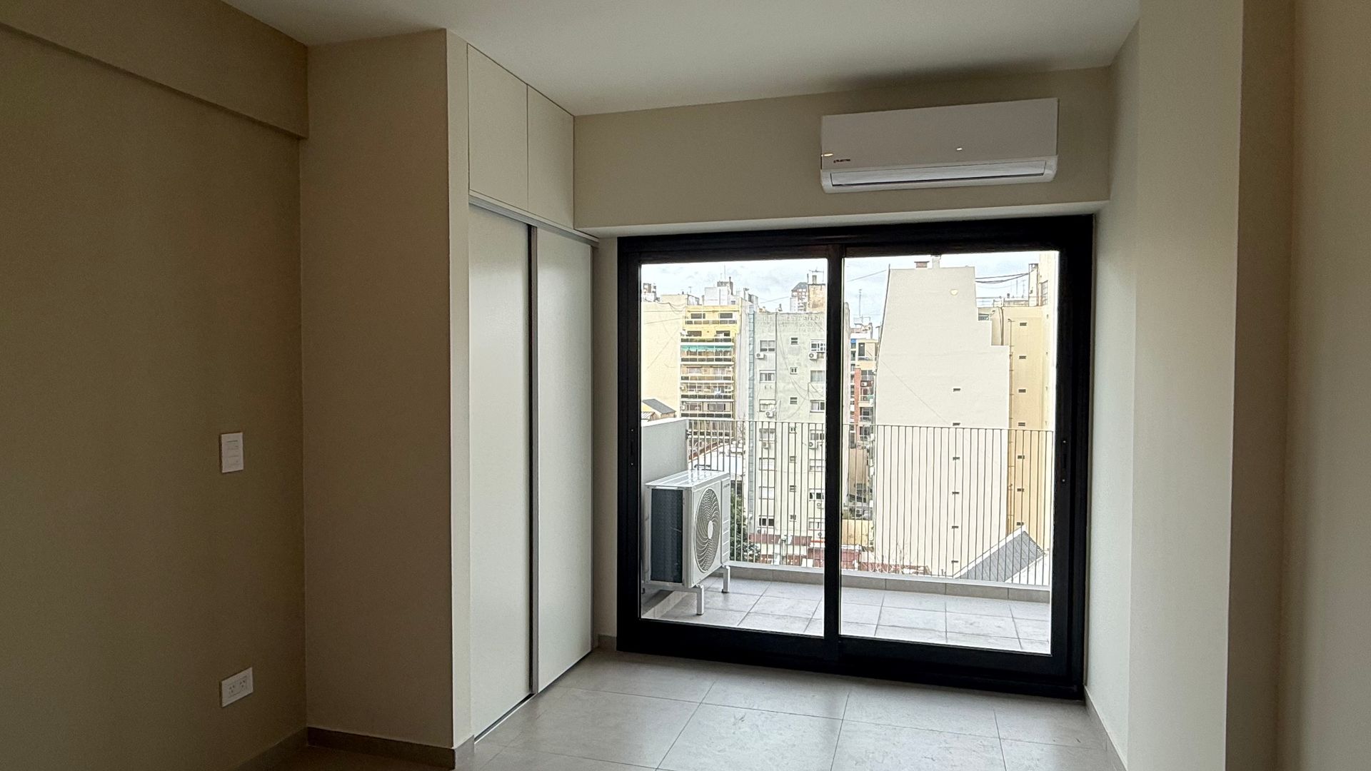 Foto 8 — DEPARTAMENTO VENTA ALMAGRO 1 AMBIENTE BALCON