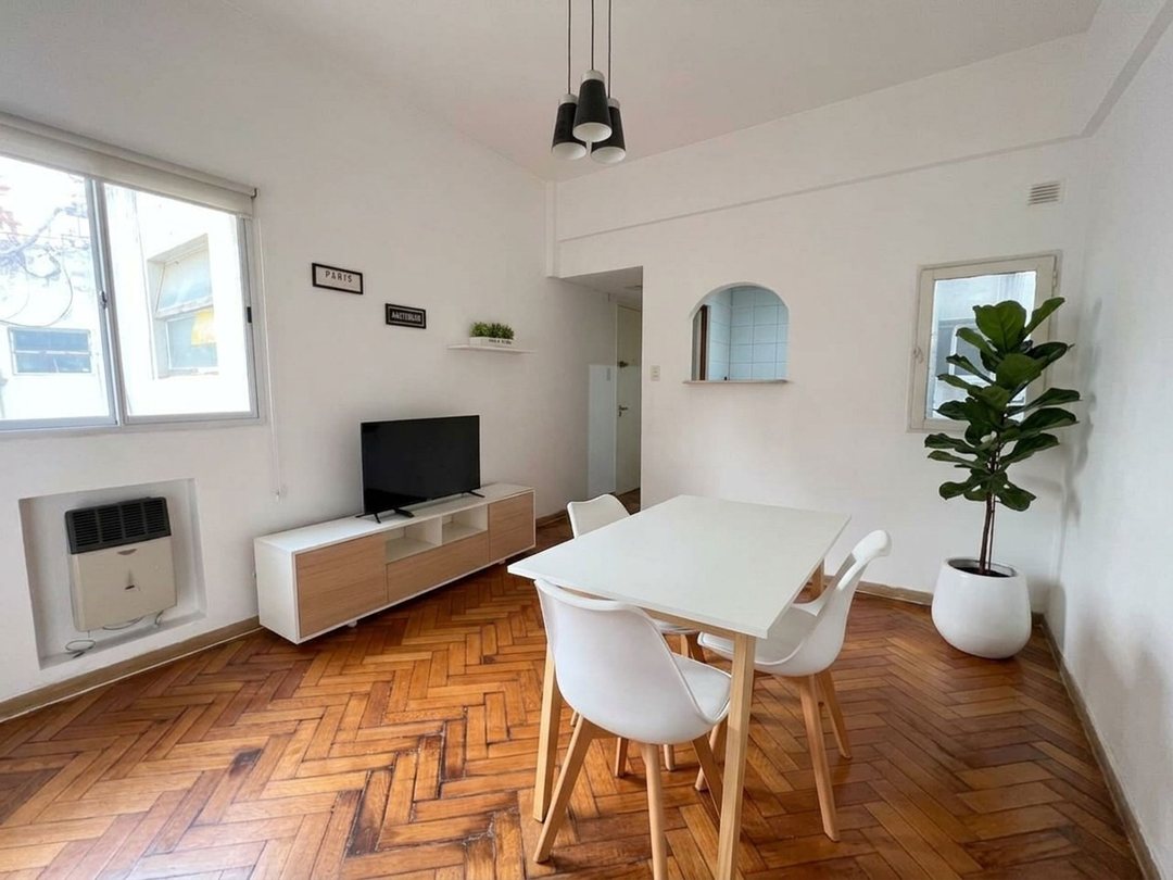 VENTA DEPARTAMENTO 2 AMB EN RECOLETA LUMINOSO