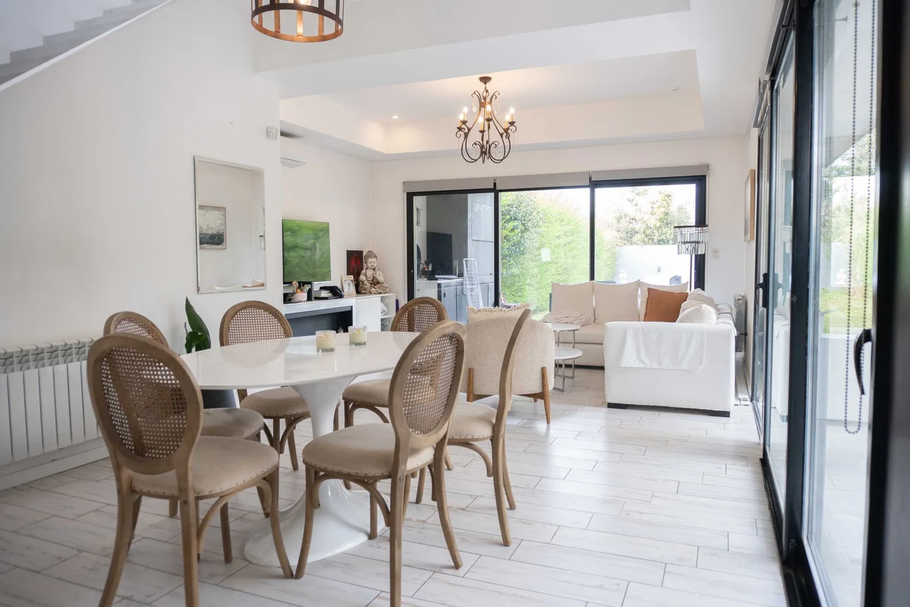 Casa de 4 ambientes en venta en City Bell, 448 Entre 28 y 28 Bis 0
