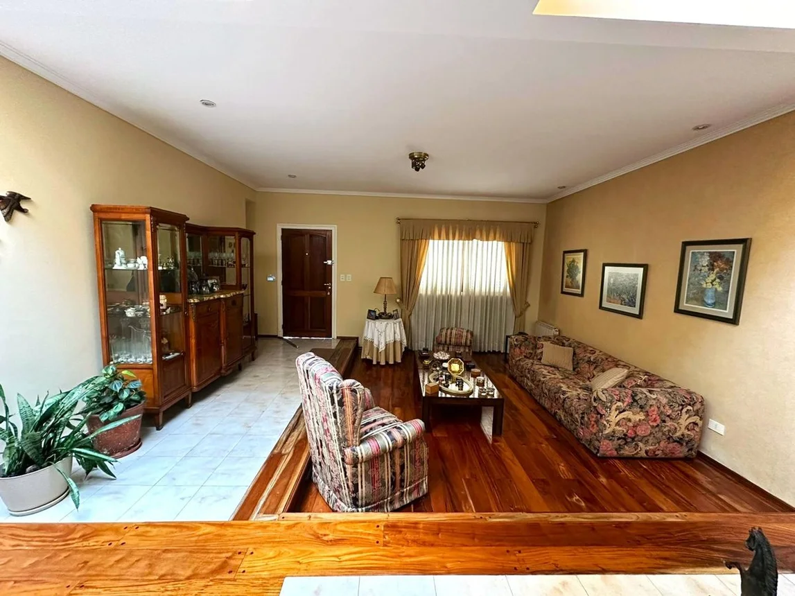 Casa de 5 ambientes en venta en Lanús Este, Juan Bautista Justo 1700, foto 4