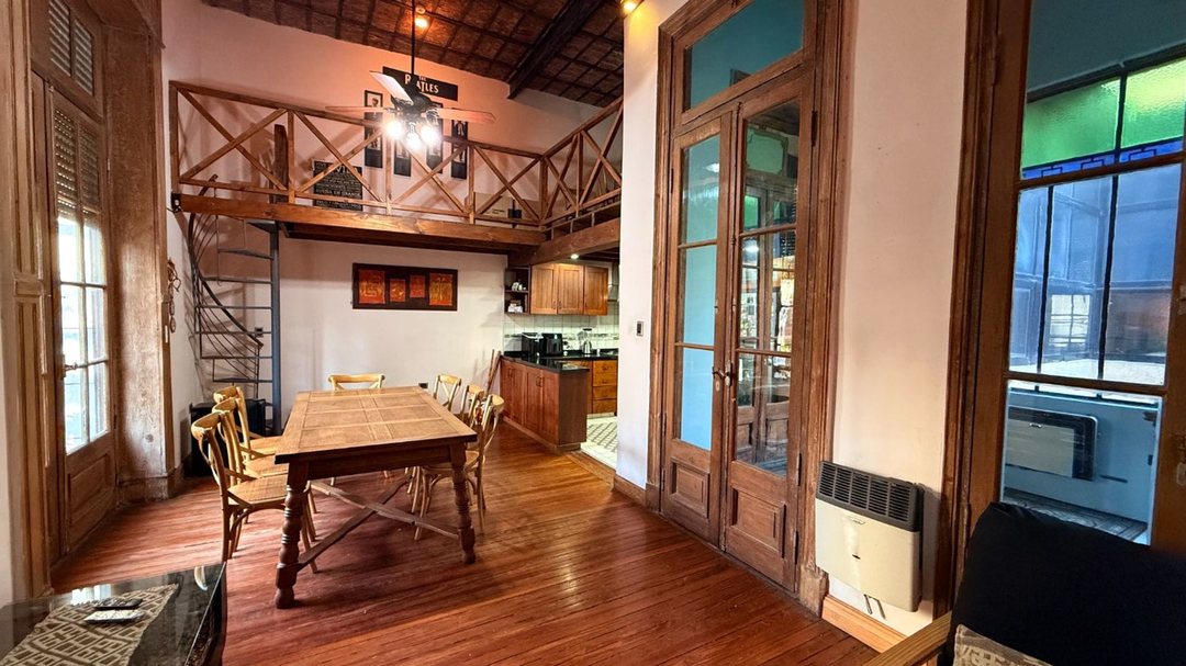 VENTA PH 5 AMBIENTES SAN CRISTOBAL