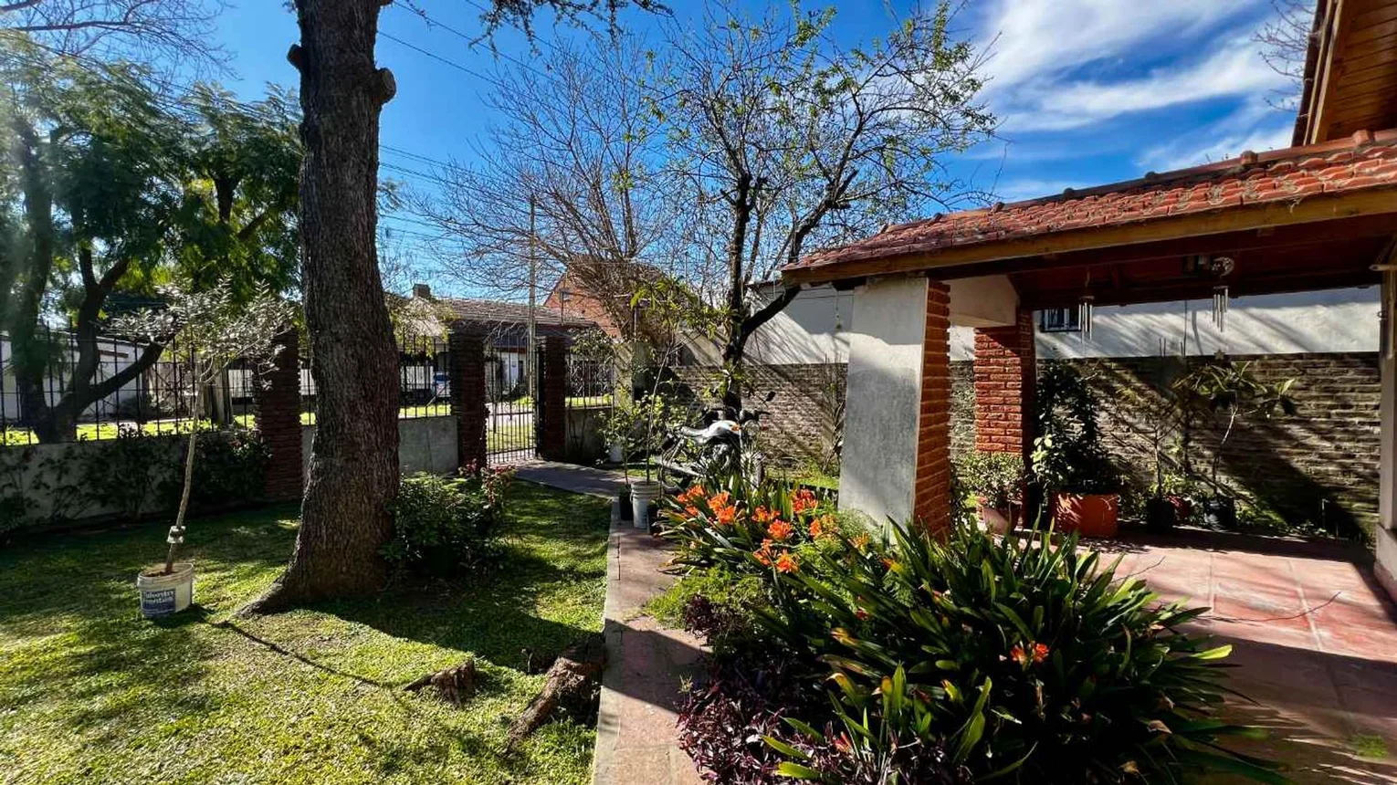 Casa de 6 ambientes en venta en Longchamps, Los Studs 900, foto 4
