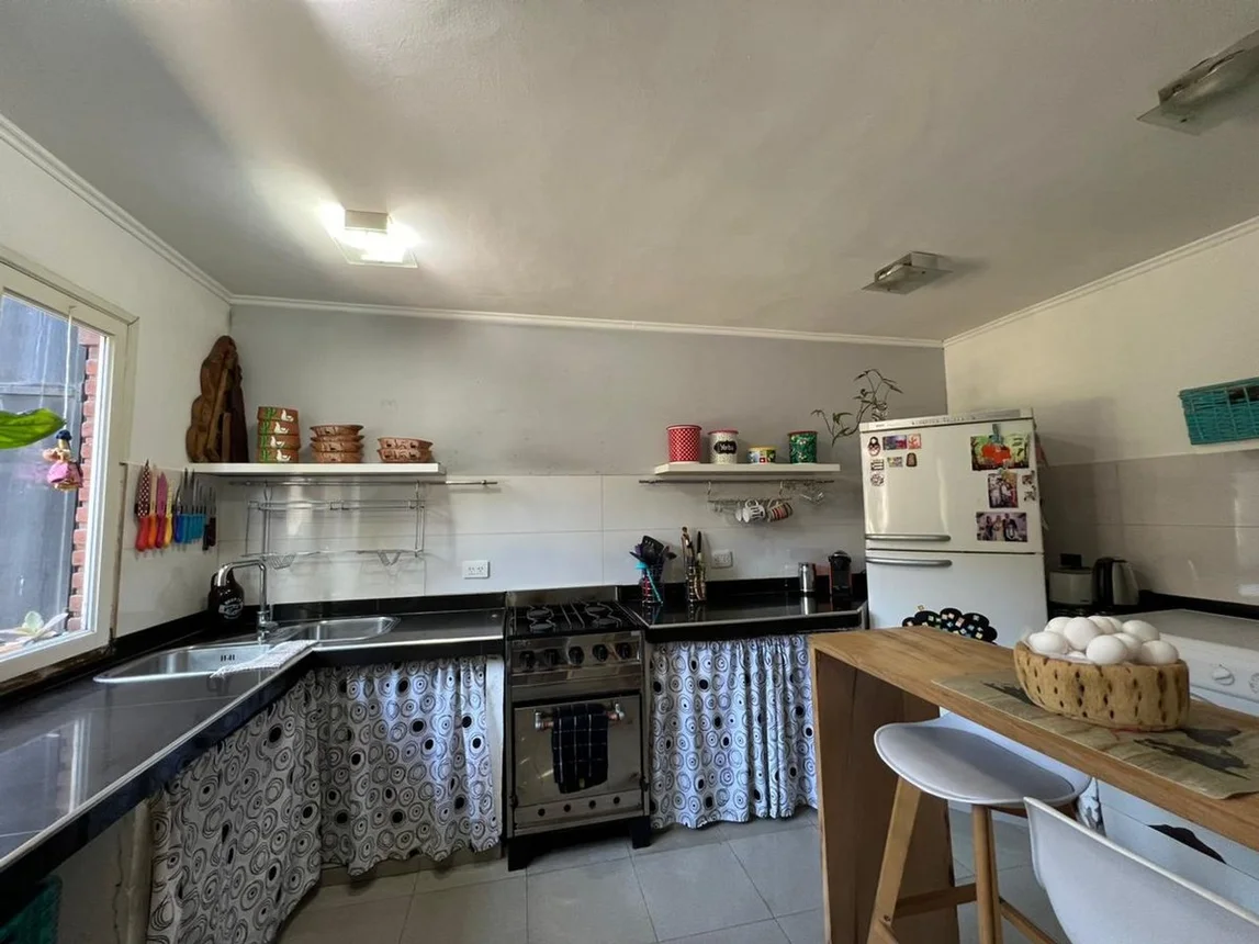 Venta casa 4 amb. c/ garage - ituzaingo, foto 3