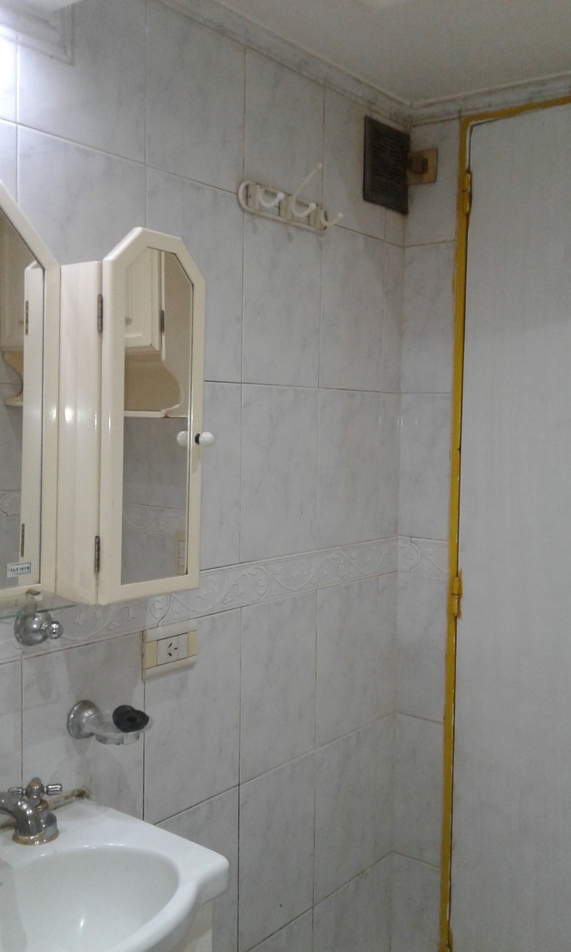 Foto 24 — VENTA DTO 2 AMB BALCON FRANCES Y PATIO LINIERS