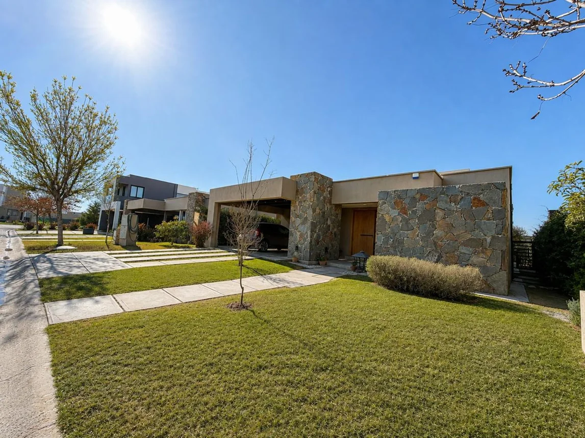 Casa en venta en Luján de Cuyo, foto 2
