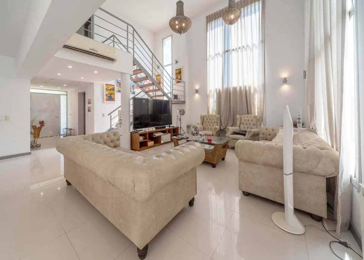 Casa en venta en Pilar, foto 2