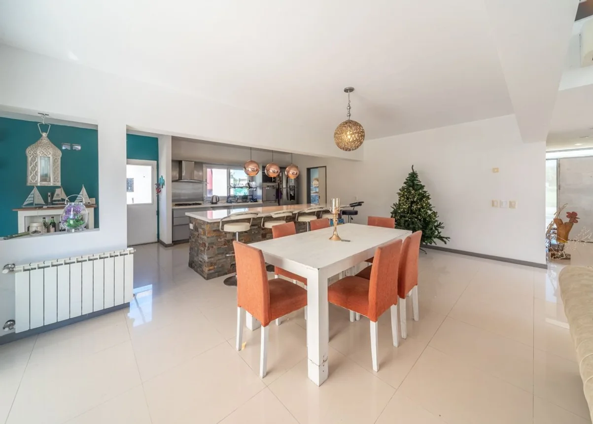 Casa en venta en Pilar, foto 3