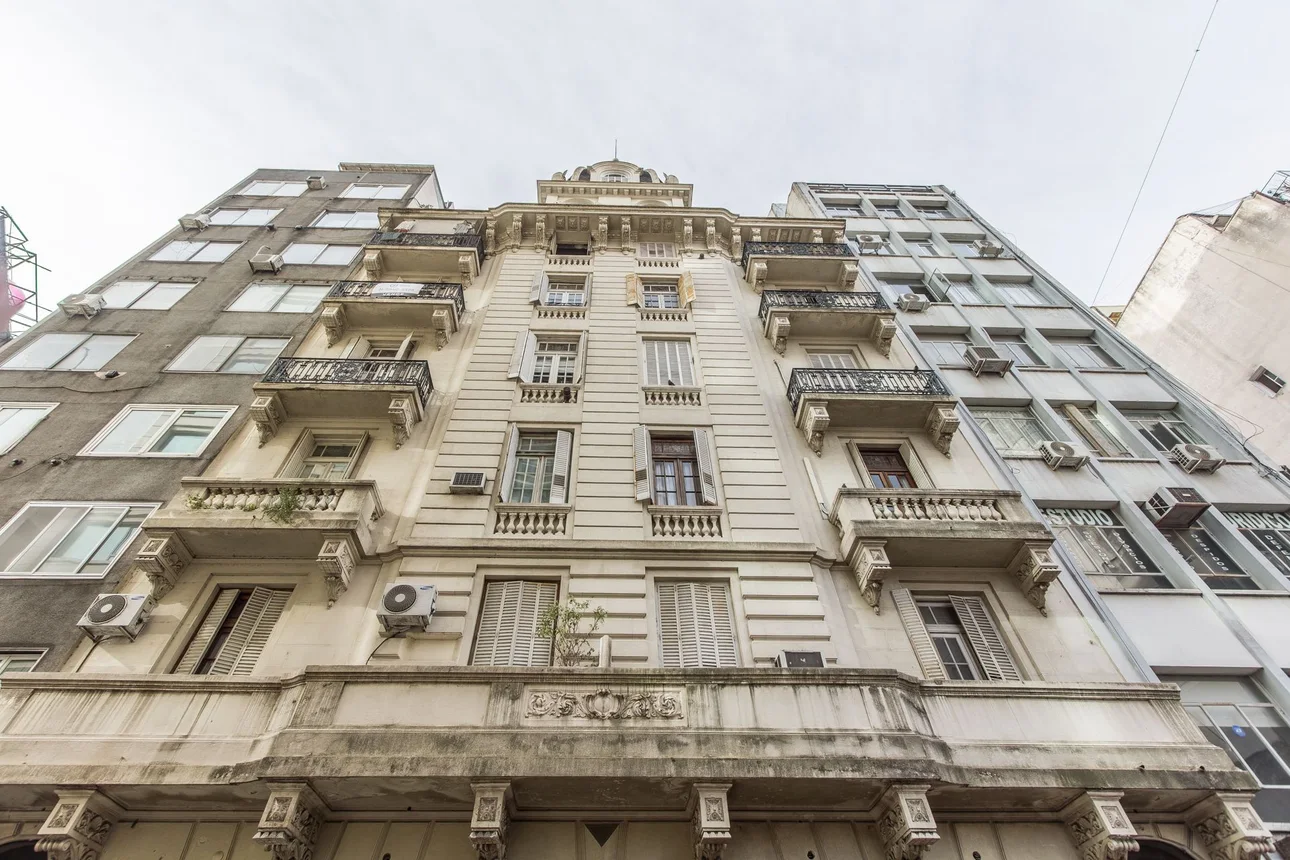 Departamento de 2 ambientes en venta en Retiro, Marcelo Torcuato de Alvear 900